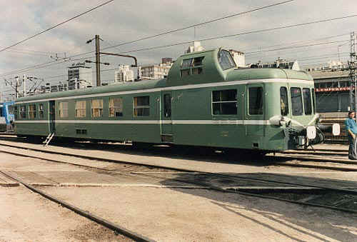 X 3900
