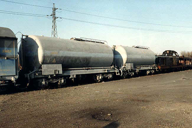 Citerne de train dsherbeur