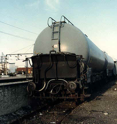 Citerne de train dsherbeur