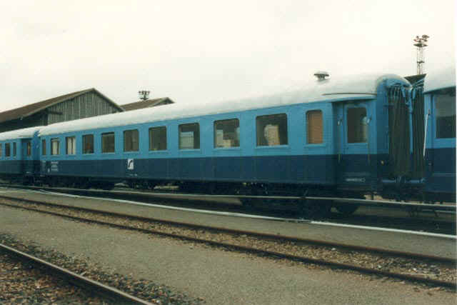 Ex OCEM B9  rivets apparents